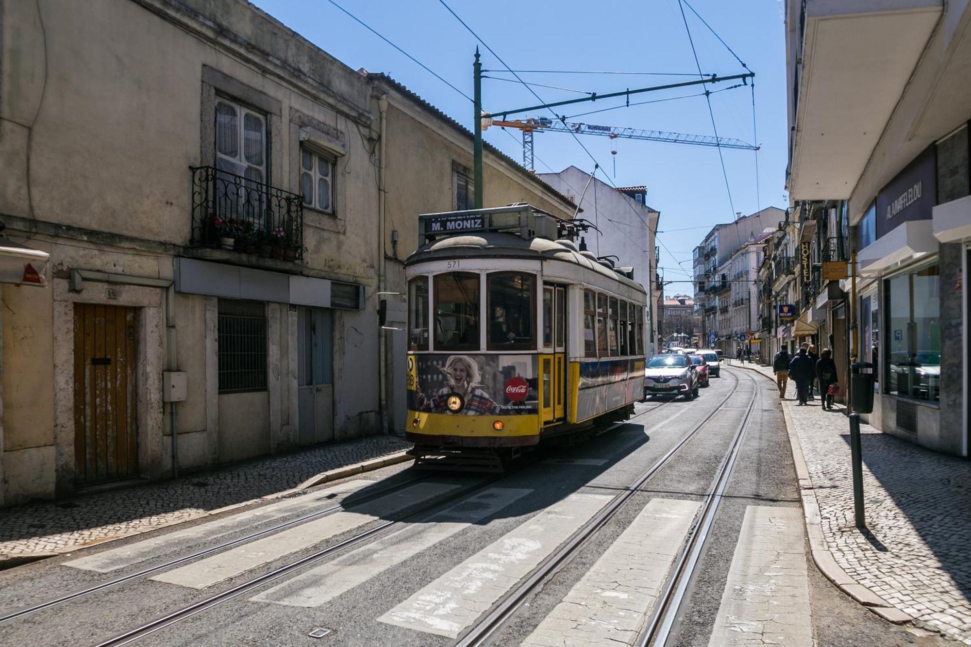 Happy Stay Lisbon - Suite With A View, Private Terrace & Ac Екстериор снимка