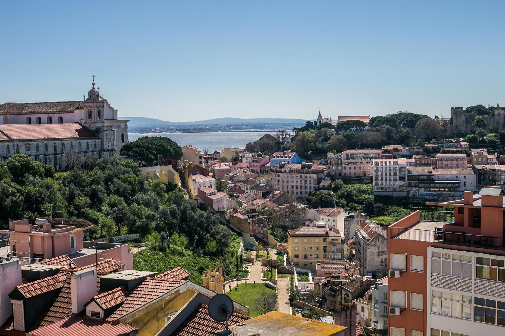 Happy Stay Lisbon - Suite With A View, Private Terrace & Ac Екстериор снимка